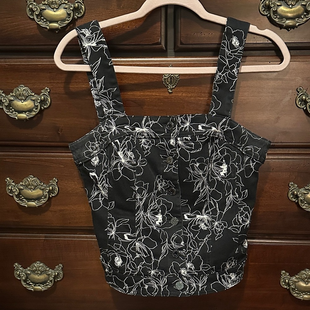 White House Black Market Black and White Floral Tank Top